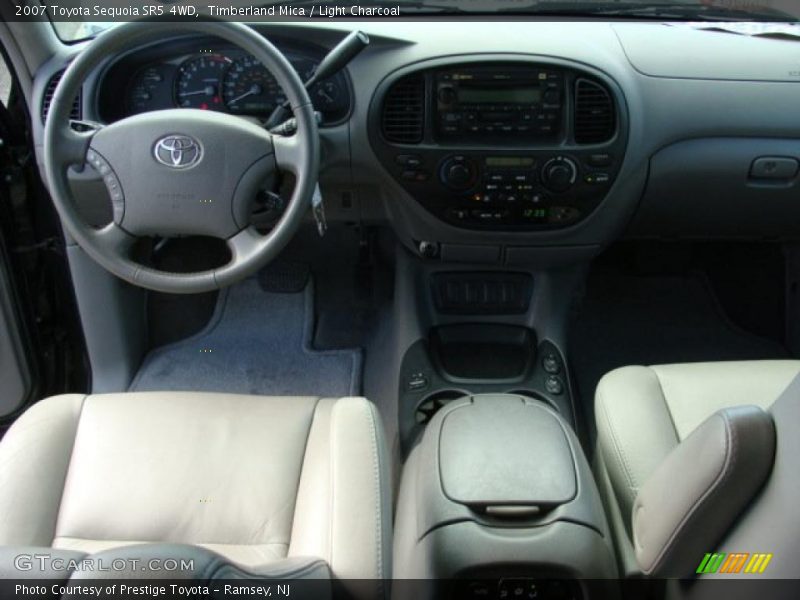 Timberland Mica / Light Charcoal 2007 Toyota Sequoia SR5 4WD