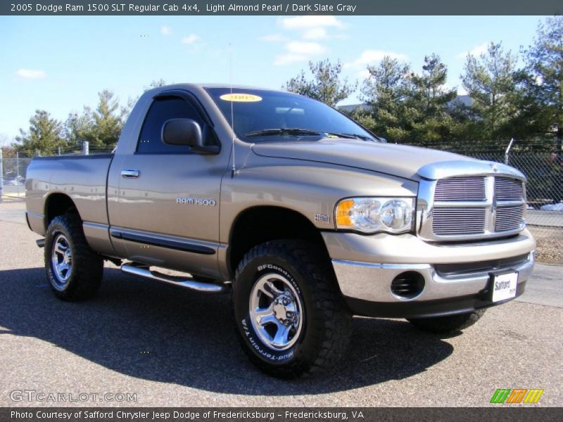 Light Almond Pearl / Dark Slate Gray 2005 Dodge Ram 1500 SLT Regular Cab 4x4