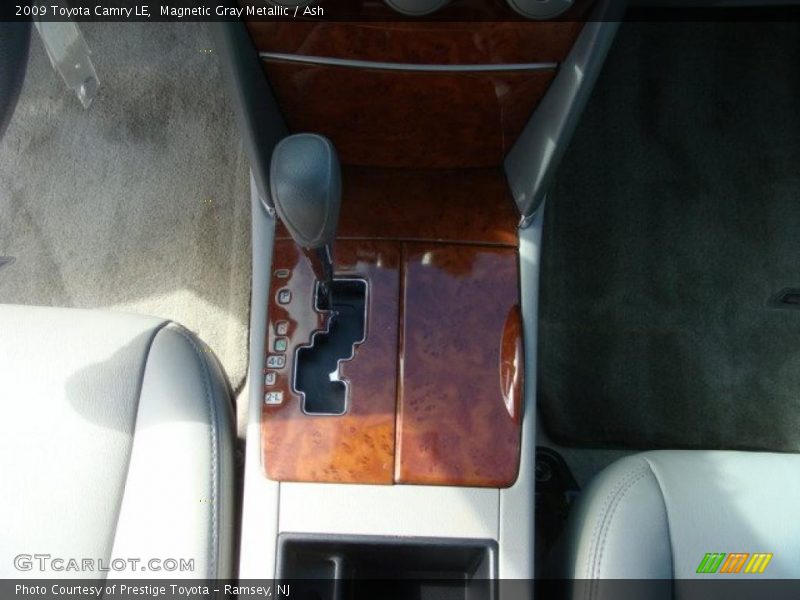 Magnetic Gray Metallic / Ash 2009 Toyota Camry LE