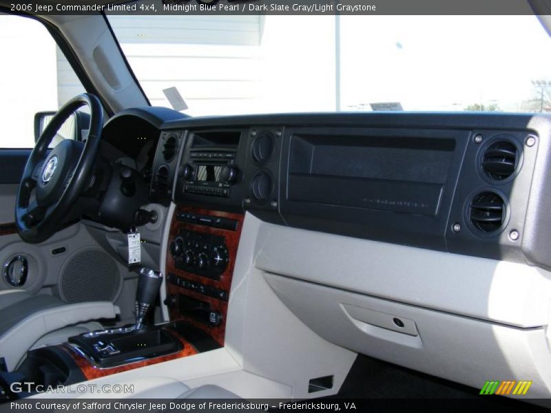 Midnight Blue Pearl / Dark Slate Gray/Light Graystone 2006 Jeep Commander Limited 4x4