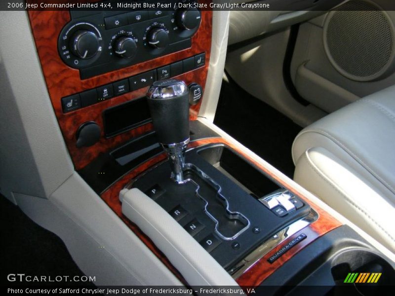 Midnight Blue Pearl / Dark Slate Gray/Light Graystone 2006 Jeep Commander Limited 4x4