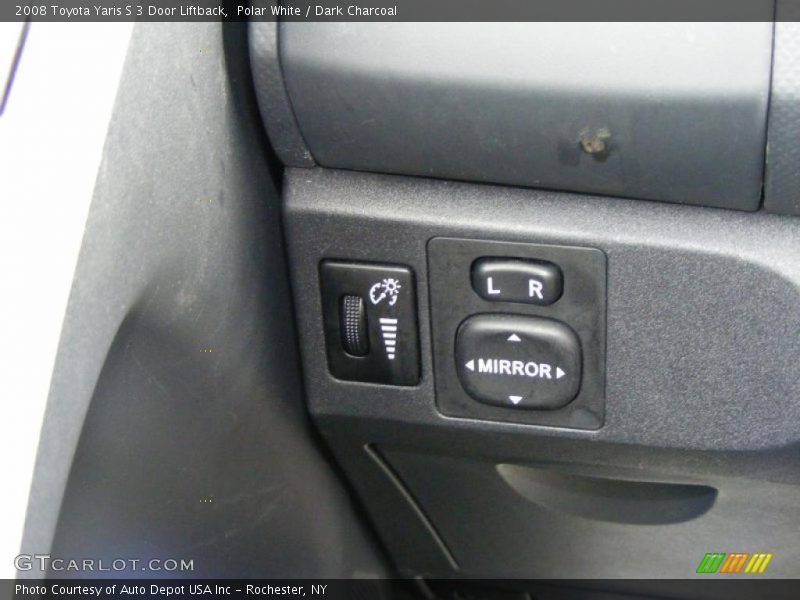 Polar White / Dark Charcoal 2008 Toyota Yaris S 3 Door Liftback