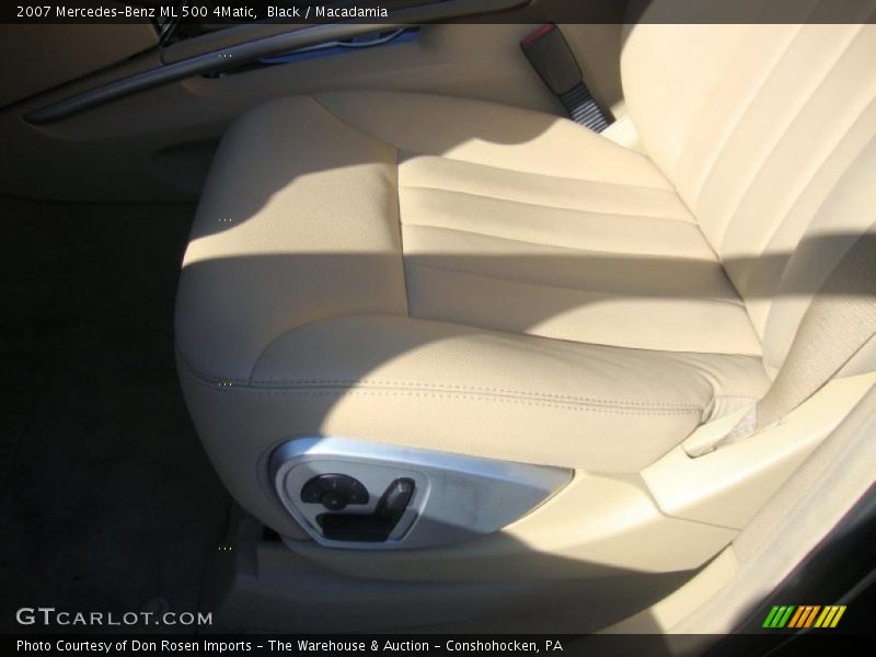 Black / Macadamia 2007 Mercedes-Benz ML 500 4Matic