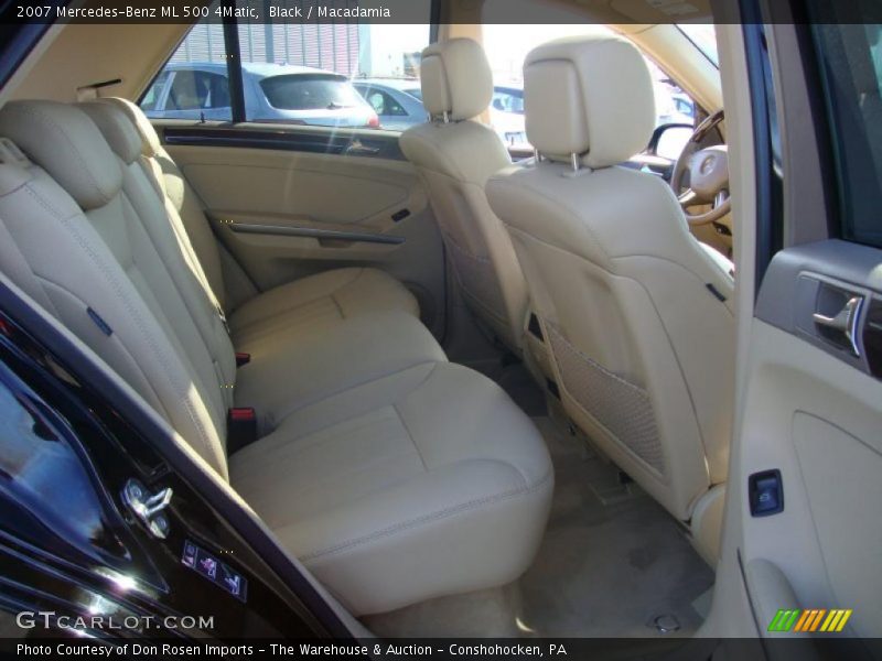 Black / Macadamia 2007 Mercedes-Benz ML 500 4Matic