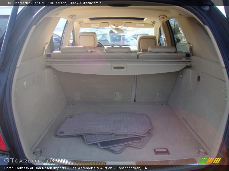 Black / Macadamia 2007 Mercedes-Benz ML 500 4Matic