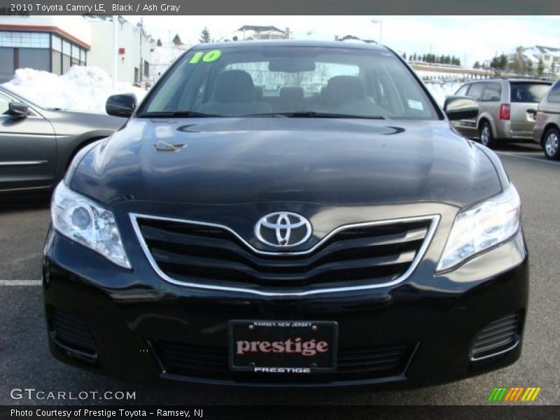 Black / Ash Gray 2010 Toyota Camry LE