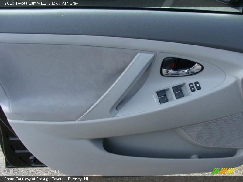 Black / Ash Gray 2010 Toyota Camry LE