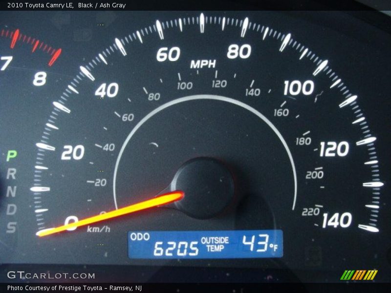 Black / Ash Gray 2010 Toyota Camry LE