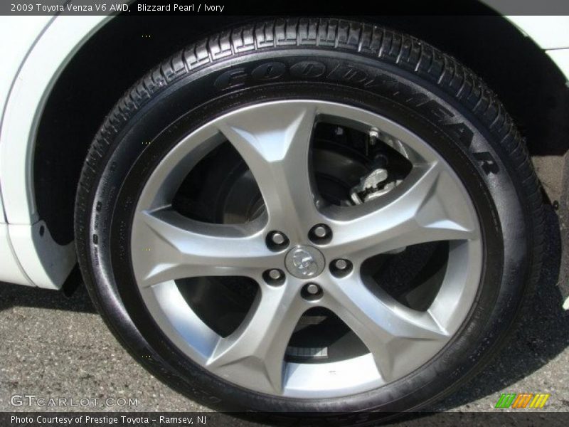 Blizzard Pearl / Ivory 2009 Toyota Venza V6 AWD