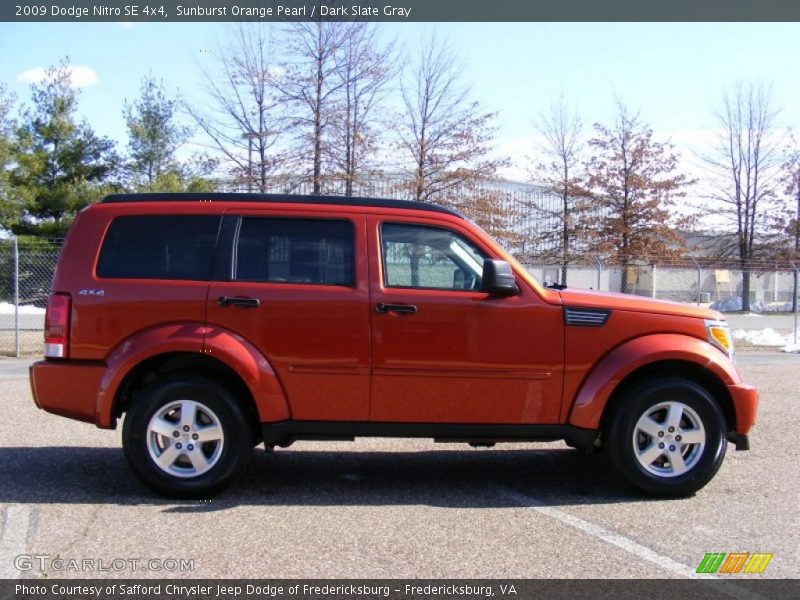 Sunburst Orange Pearl / Dark Slate Gray 2009 Dodge Nitro SE 4x4
