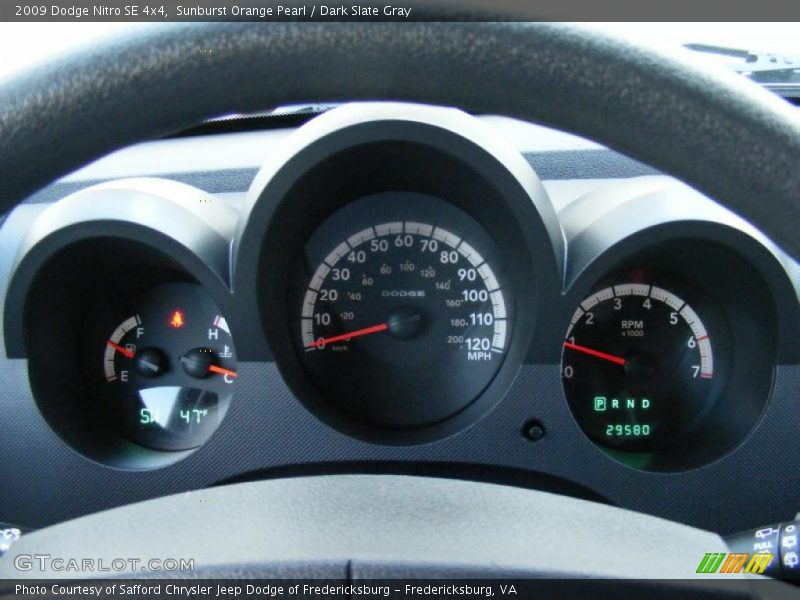 Sunburst Orange Pearl / Dark Slate Gray 2009 Dodge Nitro SE 4x4