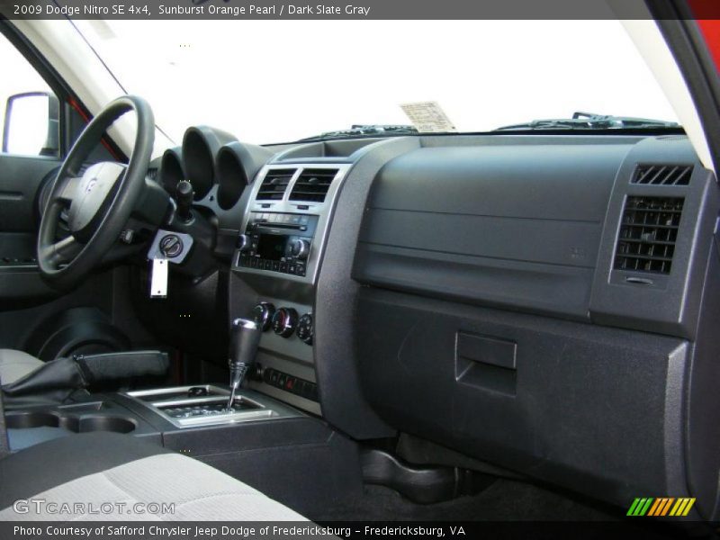 Sunburst Orange Pearl / Dark Slate Gray 2009 Dodge Nitro SE 4x4