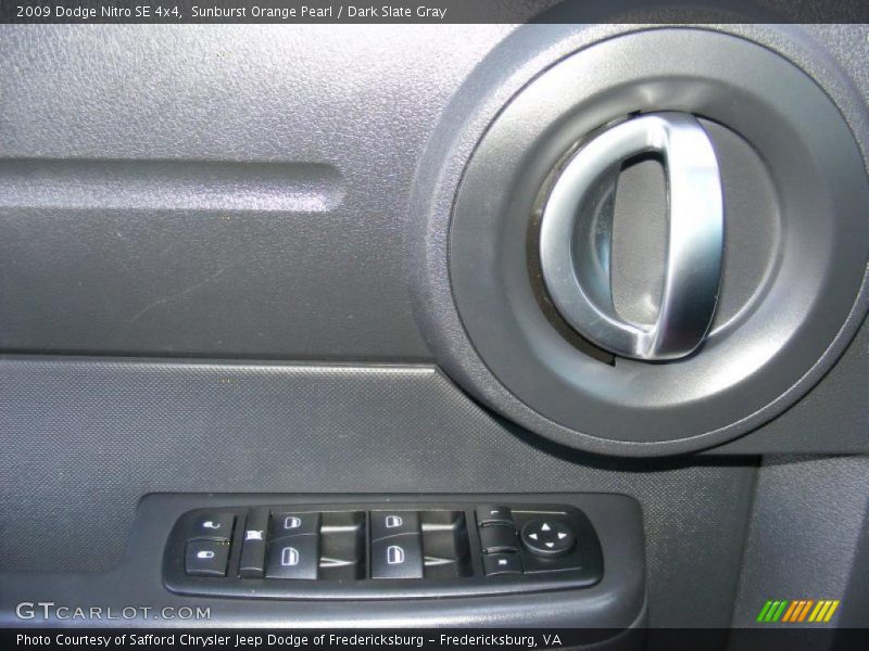 Sunburst Orange Pearl / Dark Slate Gray 2009 Dodge Nitro SE 4x4