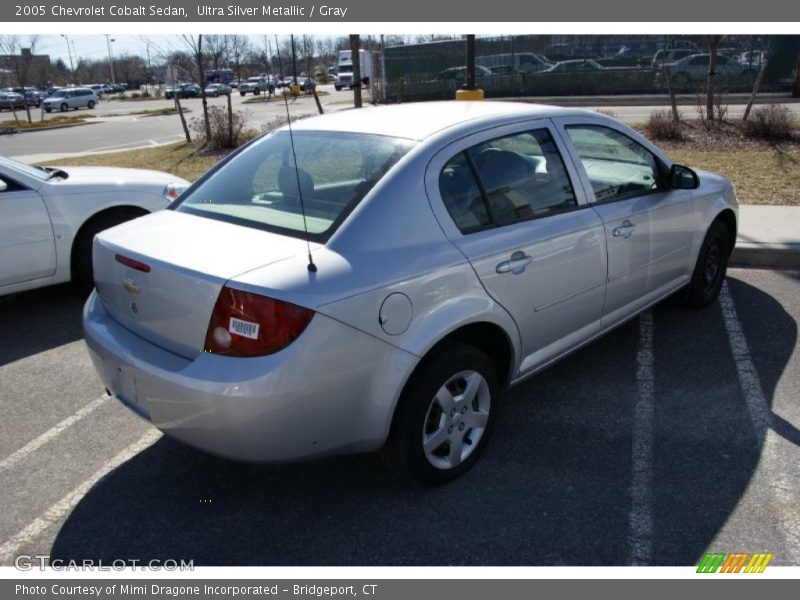 Ultra Silver Metallic / Gray 2005 Chevrolet Cobalt Sedan
