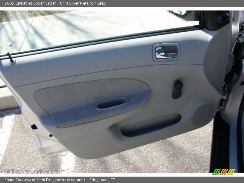 Ultra Silver Metallic / Gray 2005 Chevrolet Cobalt Sedan