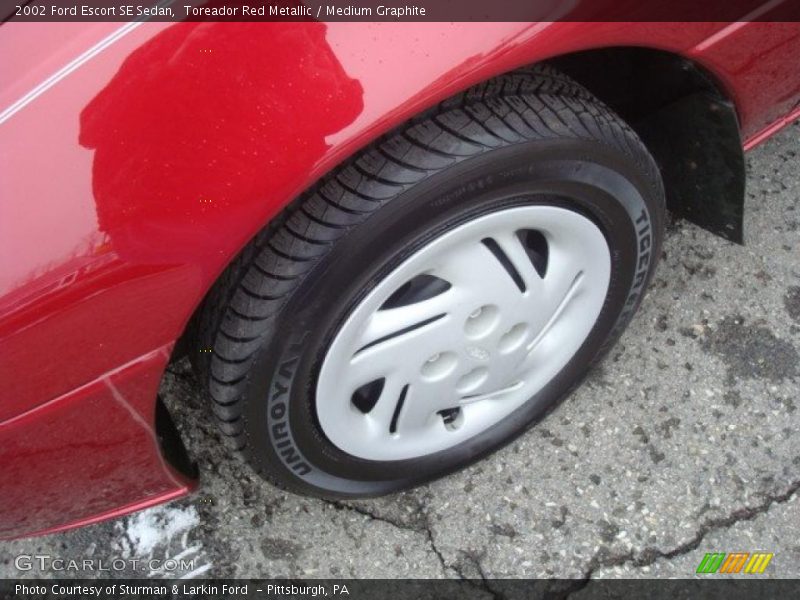 Toreador Red Metallic / Medium Graphite 2002 Ford Escort SE Sedan