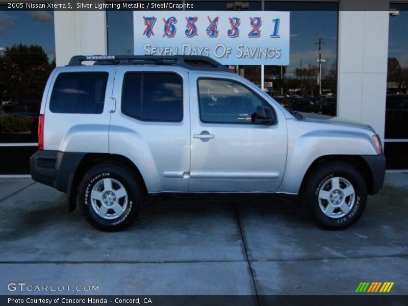 Silver Lightning Metallic / Steel/Graphite 2005 Nissan Xterra S