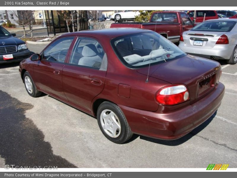 Classic Red / Beige 2001 Kia Sephia