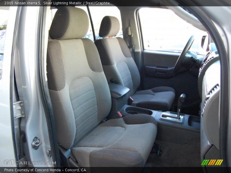 Silver Lightning Metallic / Steel/Graphite 2005 Nissan Xterra S