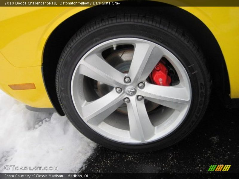 Detonator Yellow / Dark Slate Gray 2010 Dodge Challenger SRT8