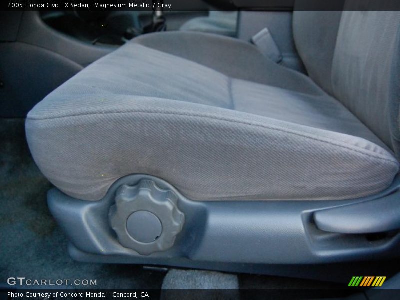 Magnesium Metallic / Gray 2005 Honda Civic EX Sedan