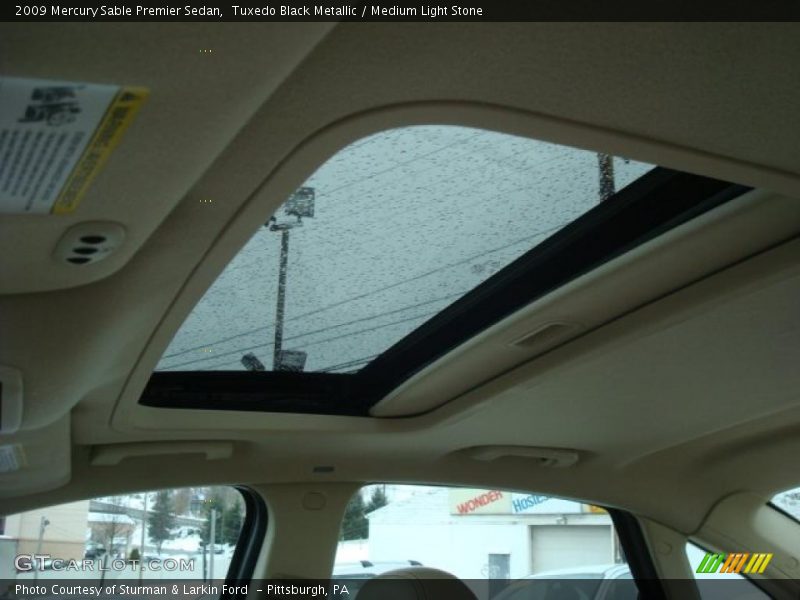 Tuxedo Black Metallic / Medium Light Stone 2009 Mercury Sable Premier Sedan