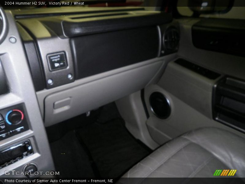 Victory Red / Wheat 2004 Hummer H2 SUV