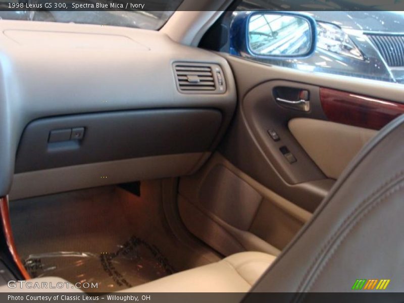 Spectra Blue Mica / Ivory 1998 Lexus GS 300