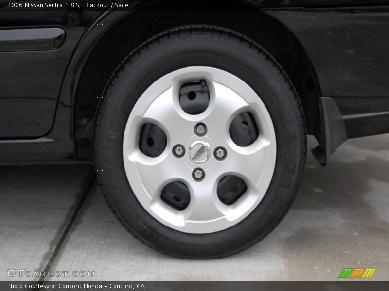 Blackout / Sage 2006 Nissan Sentra 1.8 S