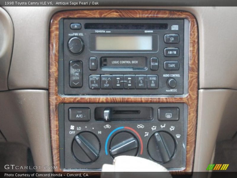 Antique Sage Pearl / Oak 1998 Toyota Camry XLE V6