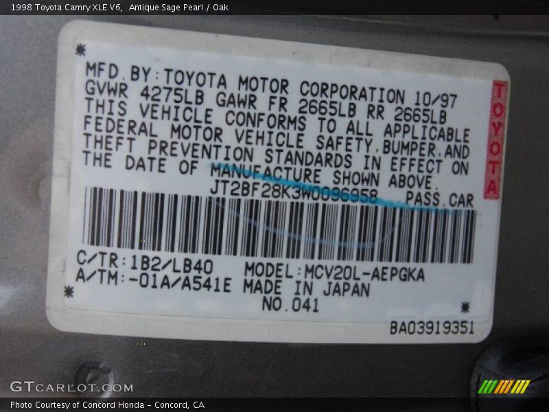 Antique Sage Pearl / Oak 1998 Toyota Camry XLE V6