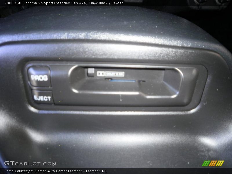 Onyx Black / Pewter 2000 GMC Sonoma SLS Sport Extended Cab 4x4