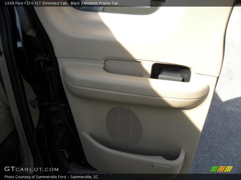 Black / Medium Prairie Tan 1999 Ford F150 XLT Extended Cab