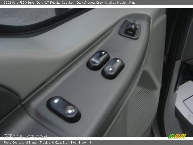Dark Shadow Grey Metallic / Medium Flint 2002 Ford F350 Super Duty XLT Regular Cab 4x4