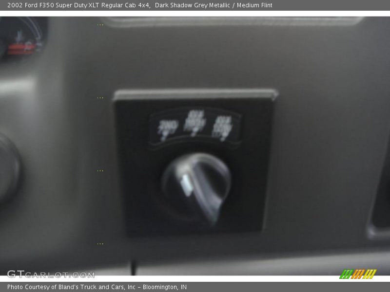 Dark Shadow Grey Metallic / Medium Flint 2002 Ford F350 Super Duty XLT Regular Cab 4x4