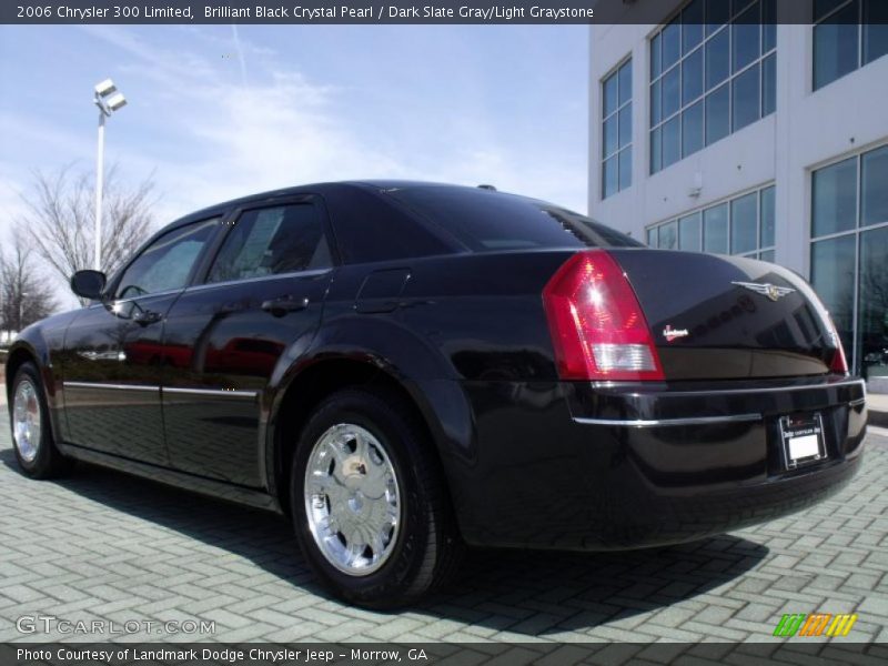 Brilliant Black Crystal Pearl / Dark Slate Gray/Light Graystone 2006 Chrysler 300 Limited