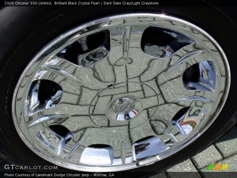 Brilliant Black Crystal Pearl / Dark Slate Gray/Light Graystone 2006 Chrysler 300 Limited