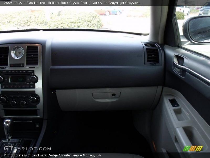 Brilliant Black Crystal Pearl / Dark Slate Gray/Light Graystone 2006 Chrysler 300 Limited