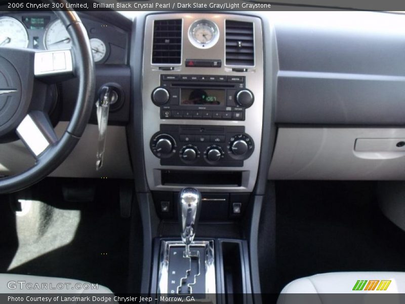 Brilliant Black Crystal Pearl / Dark Slate Gray/Light Graystone 2006 Chrysler 300 Limited
