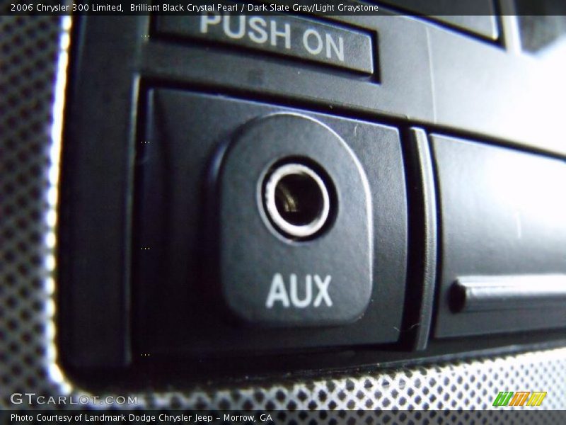 Brilliant Black Crystal Pearl / Dark Slate Gray/Light Graystone 2006 Chrysler 300 Limited