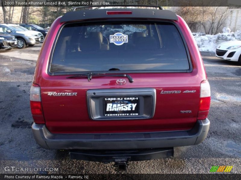 Sunfire Red Pearl / Oak 2000 Toyota 4Runner Limited 4x4