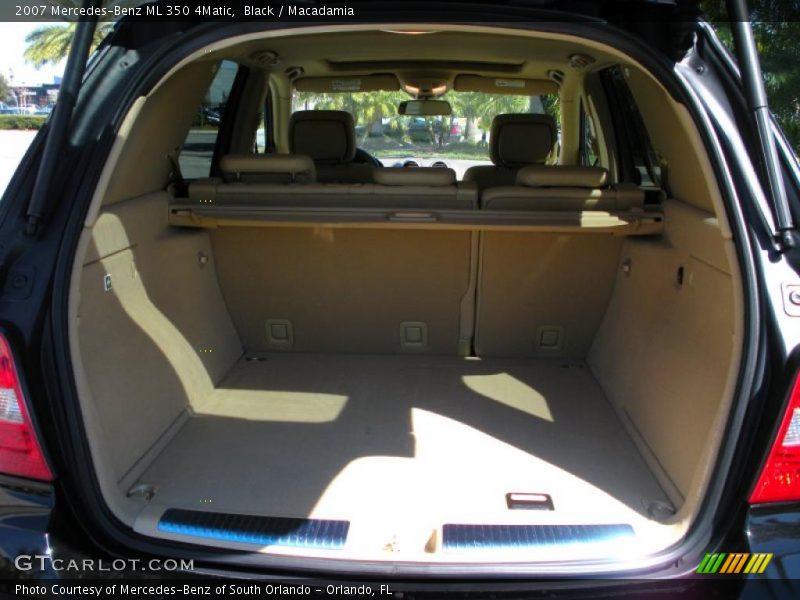 Black / Macadamia 2007 Mercedes-Benz ML 350 4Matic