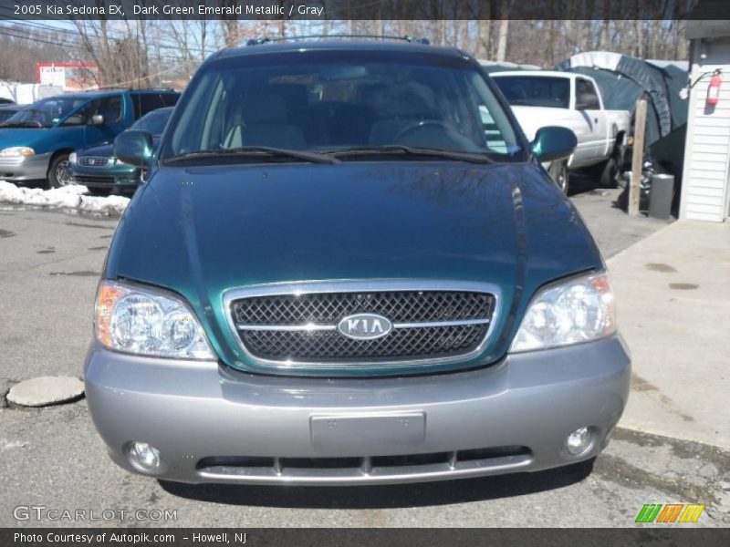 Dark Green Emerald Metallic / Gray 2005 Kia Sedona EX