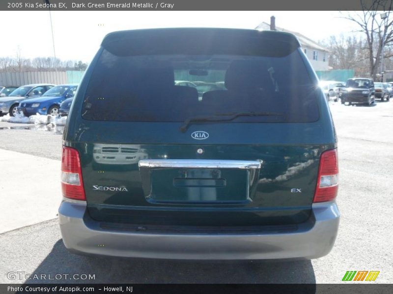 Dark Green Emerald Metallic / Gray 2005 Kia Sedona EX