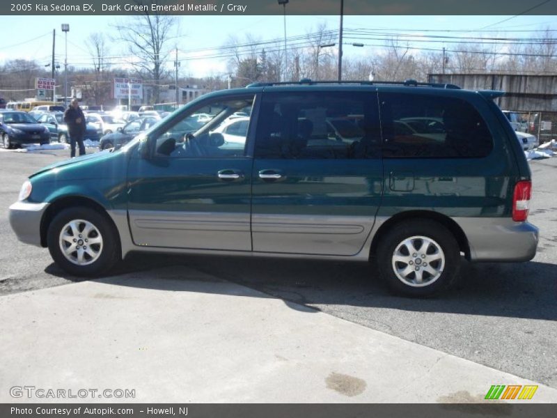 Dark Green Emerald Metallic / Gray 2005 Kia Sedona EX