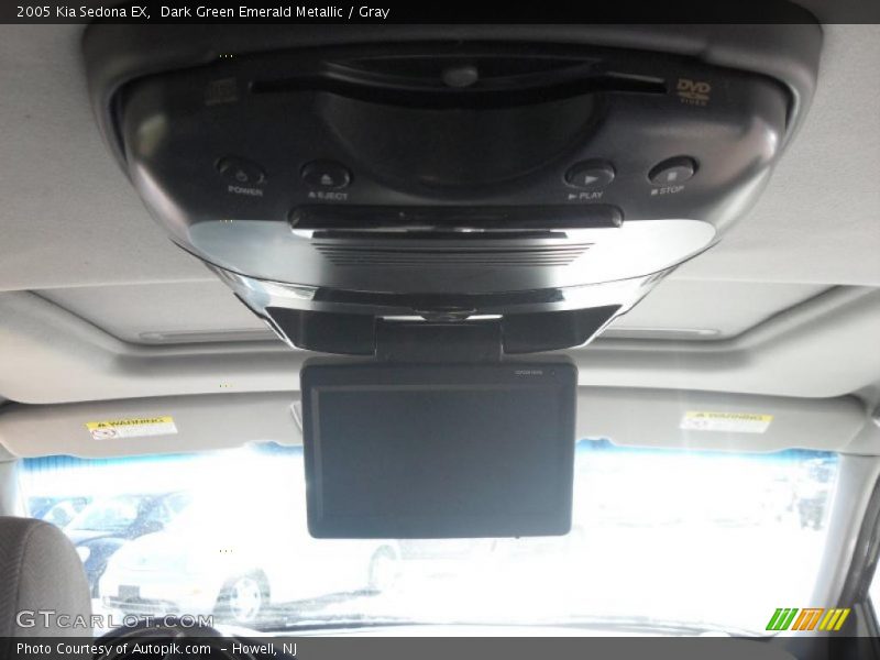 Dark Green Emerald Metallic / Gray 2005 Kia Sedona EX