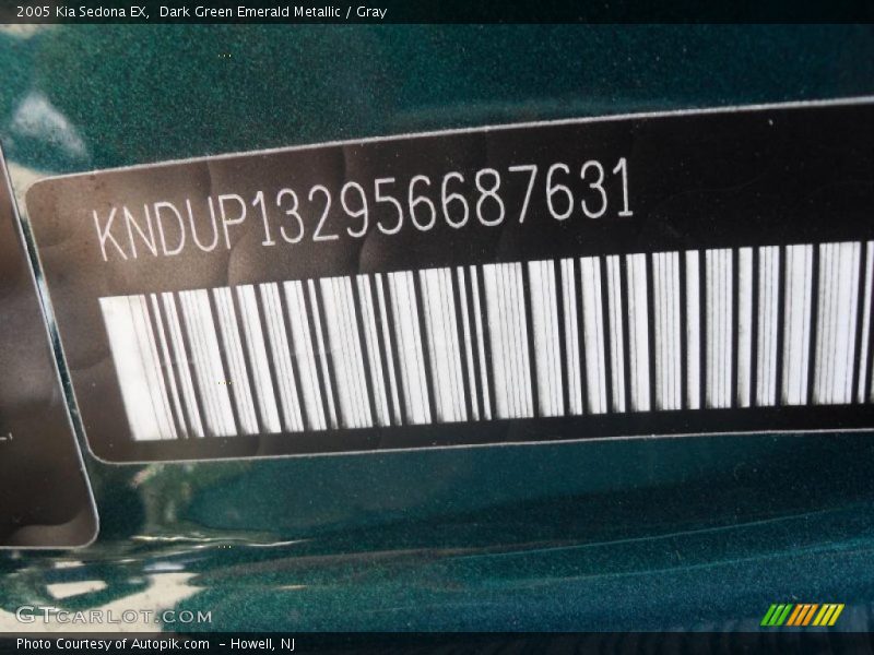 Dark Green Emerald Metallic / Gray 2005 Kia Sedona EX