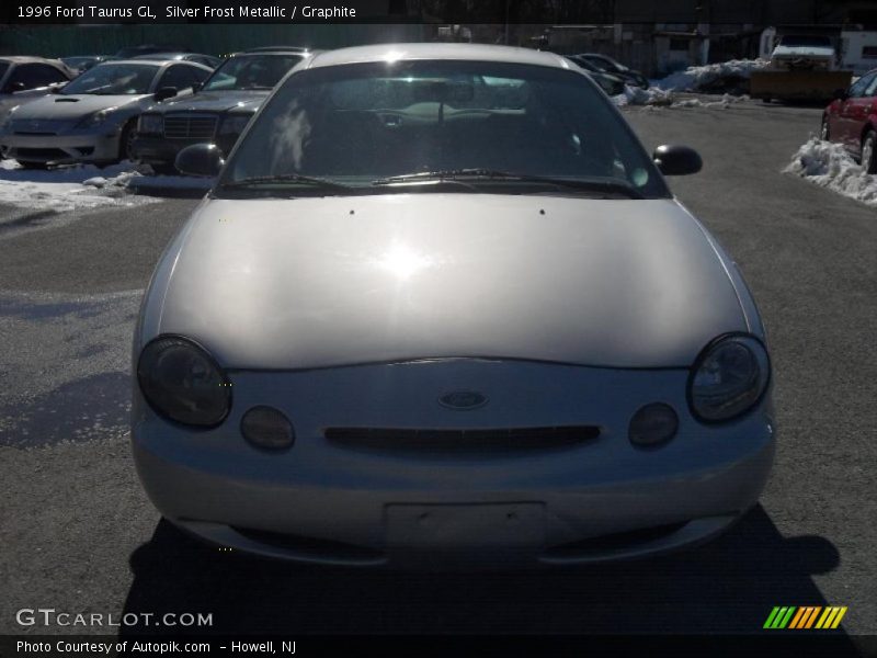 Silver Frost Metallic / Graphite 1996 Ford Taurus GL