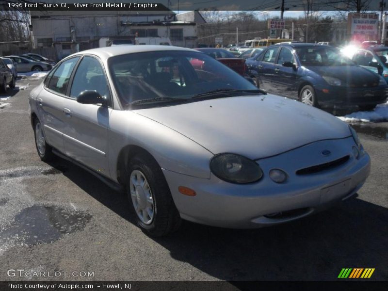 Silver Frost Metallic / Graphite 1996 Ford Taurus GL
