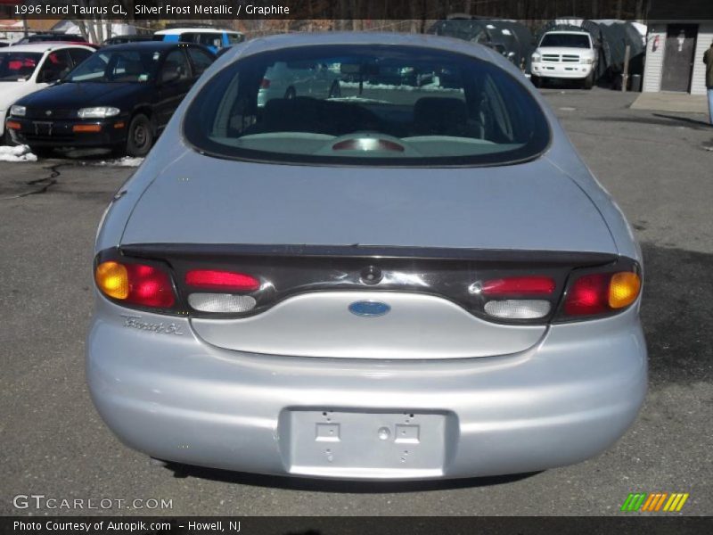 Silver Frost Metallic / Graphite 1996 Ford Taurus GL